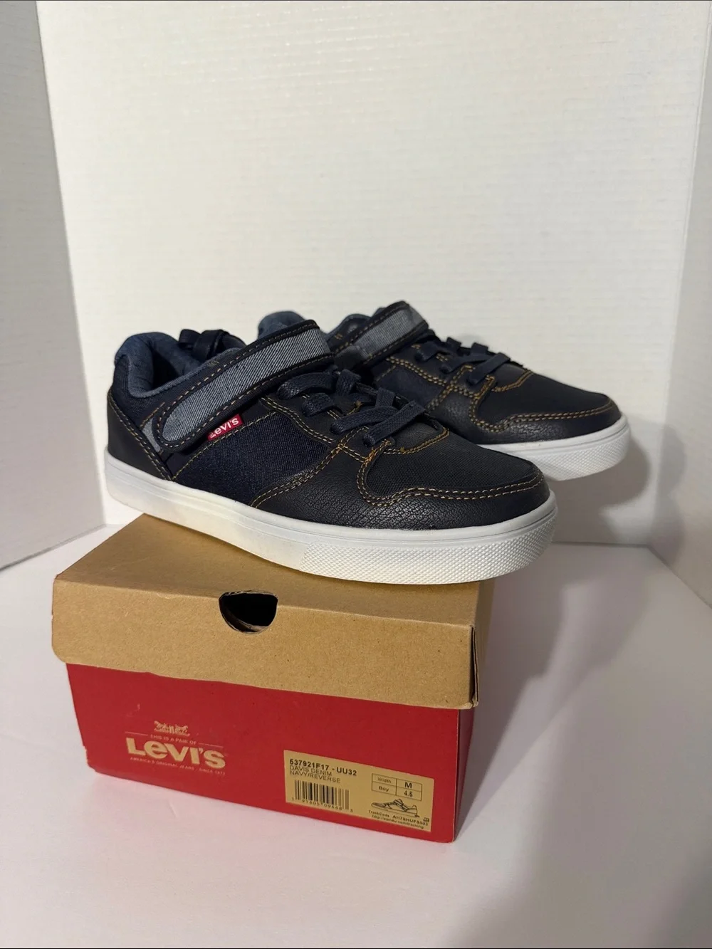 Levi's Boys Navy and White Velcro Lace-Up Sneakers